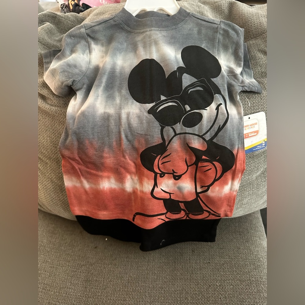 2 piece set Mickey Mouse
